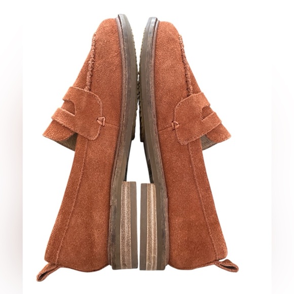 Kelsi Dagger BK Women's SZ 6 Lens Hickory Suede Loafers - Picture 3 of 8